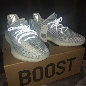 YEEZY BOOST 350 V2 STATIC BRAND NEW WITH TAGS!
